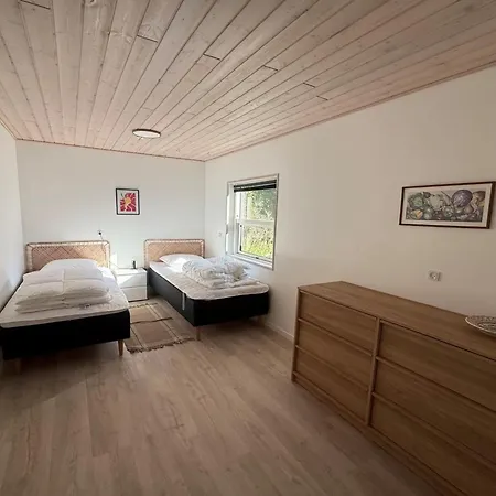 Vakantiehuis Wreth - 1-5km From The Sea By Interhome